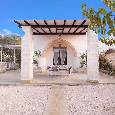 Alessy Villa Corigliano dʼOtranto